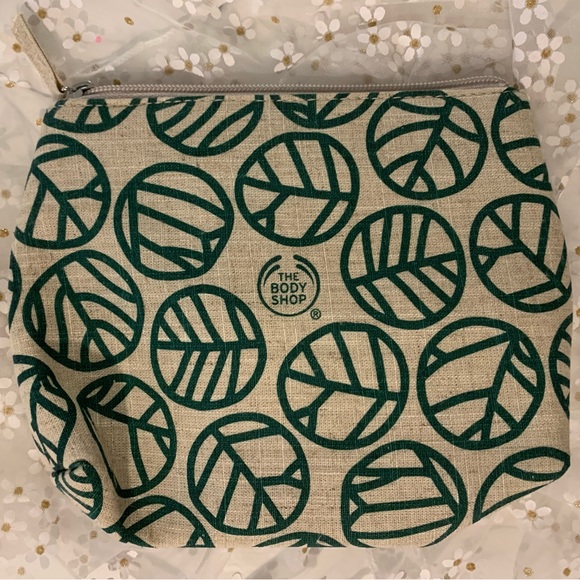 The Body Shop Cotton/Linen Blend Makeup/Travel Bag - Picture 2 of 12